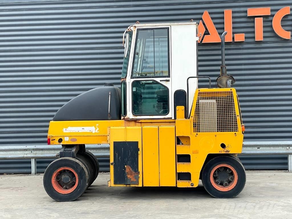 Dynapac CP 142 Pneumo volai