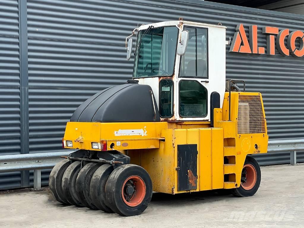 Dynapac CP 142 Pneumo volai