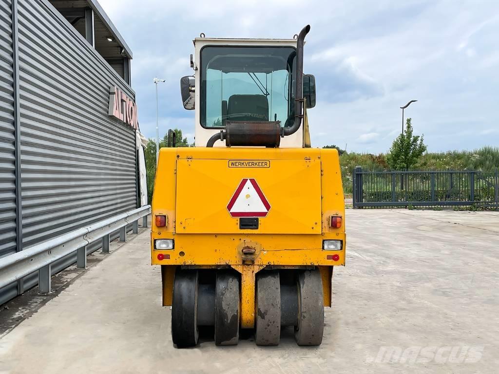 Dynapac CP 142 Pneumo volai