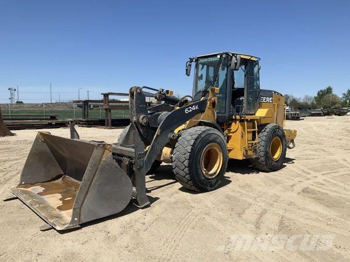 John Deere 624KII Naudoti ratiniai krautuvai