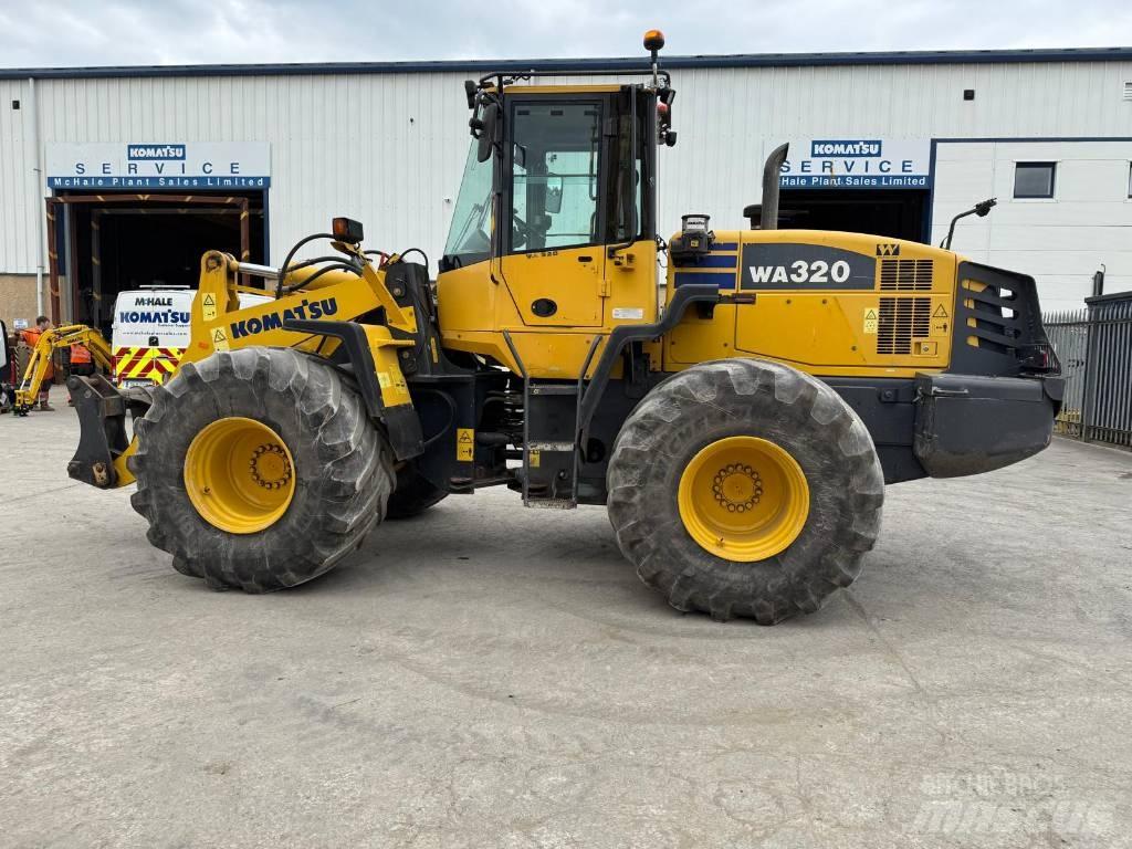 Komatsu WA320-5 Naudoti ratiniai krautuvai