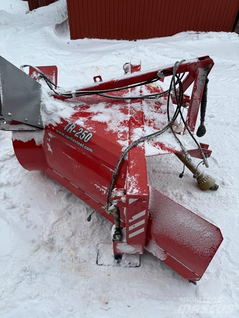 Varila Steel TR 250 Sniego pūstuvai