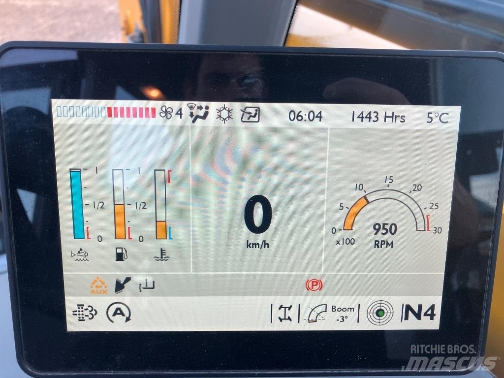 JCB 536-95 Agri Teleskopiniai krautuvai žemės ūkiui