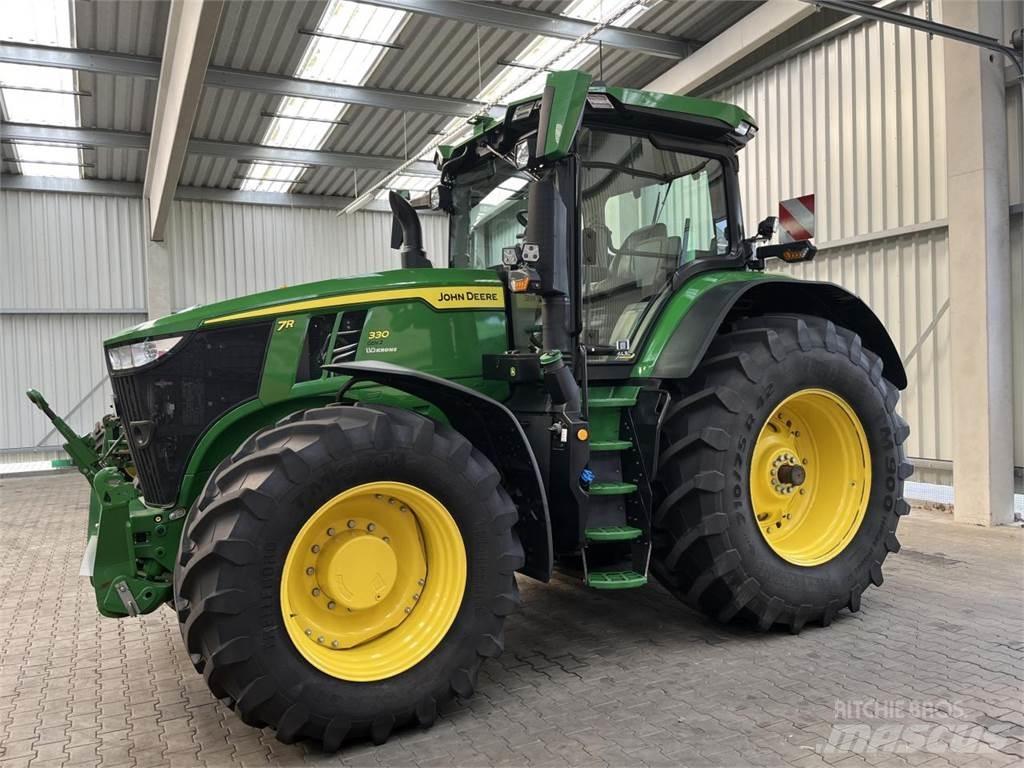 John Deere 7R 330 Traktoriai