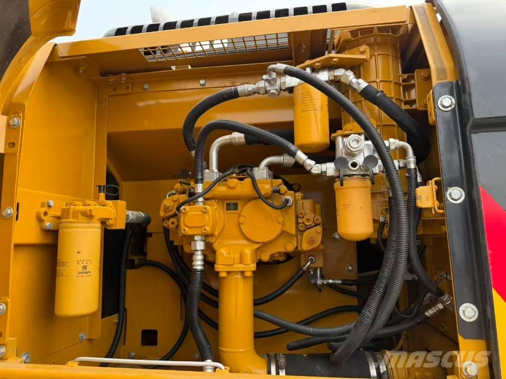 CAT 330 D Vikšriniai ekskavatoriai