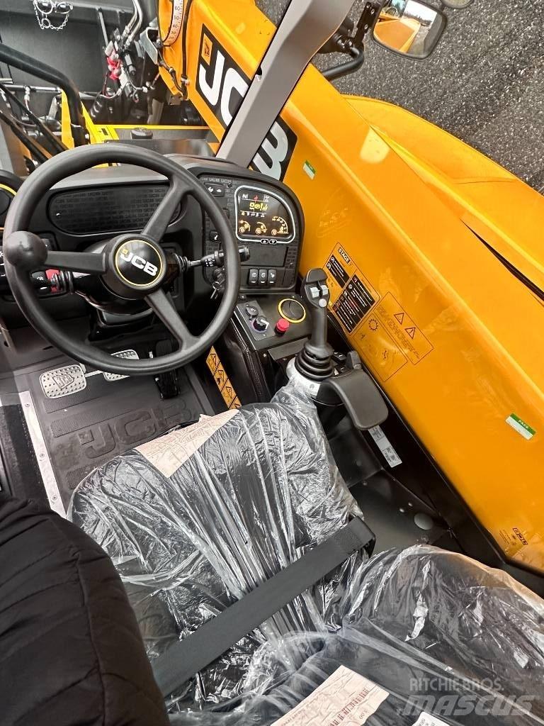 JCB 525-60 Teleskopiniai krautuvai