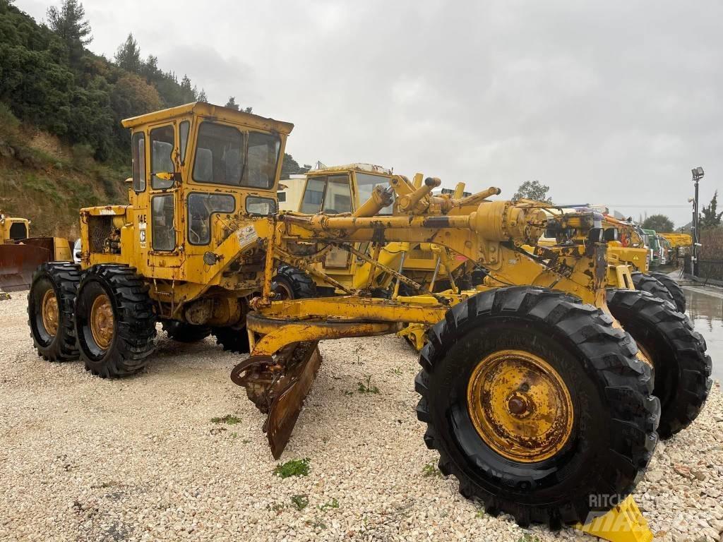 CAT 14 E Greideriai