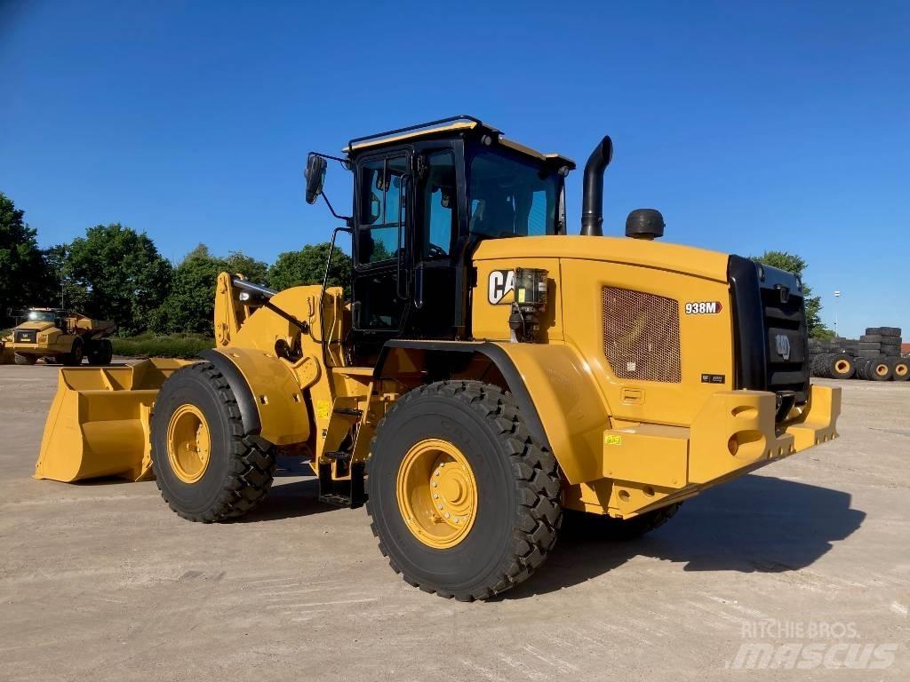 CAT 938M Naudoti ratiniai krautuvai