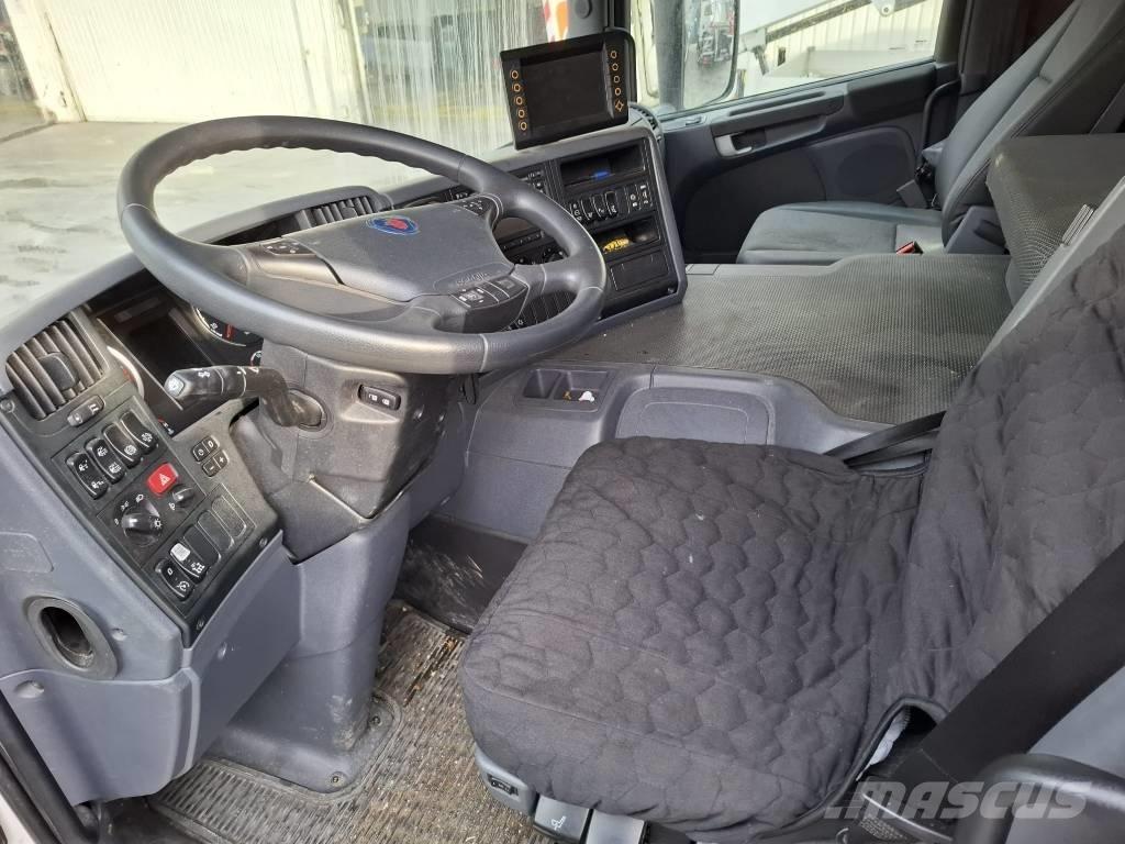 Palfinger P 750 Ant vilkikų montuojamos kėlimo platformos