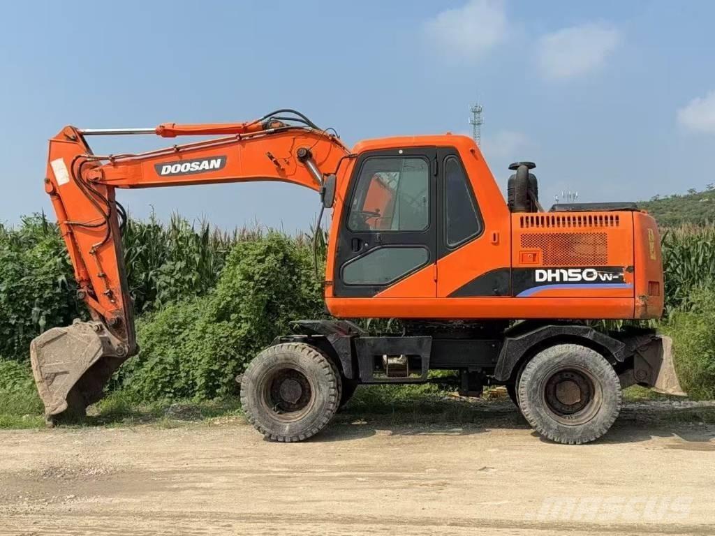 Doosan DH 150 W-7 Vikšriniai ekskavatoriai