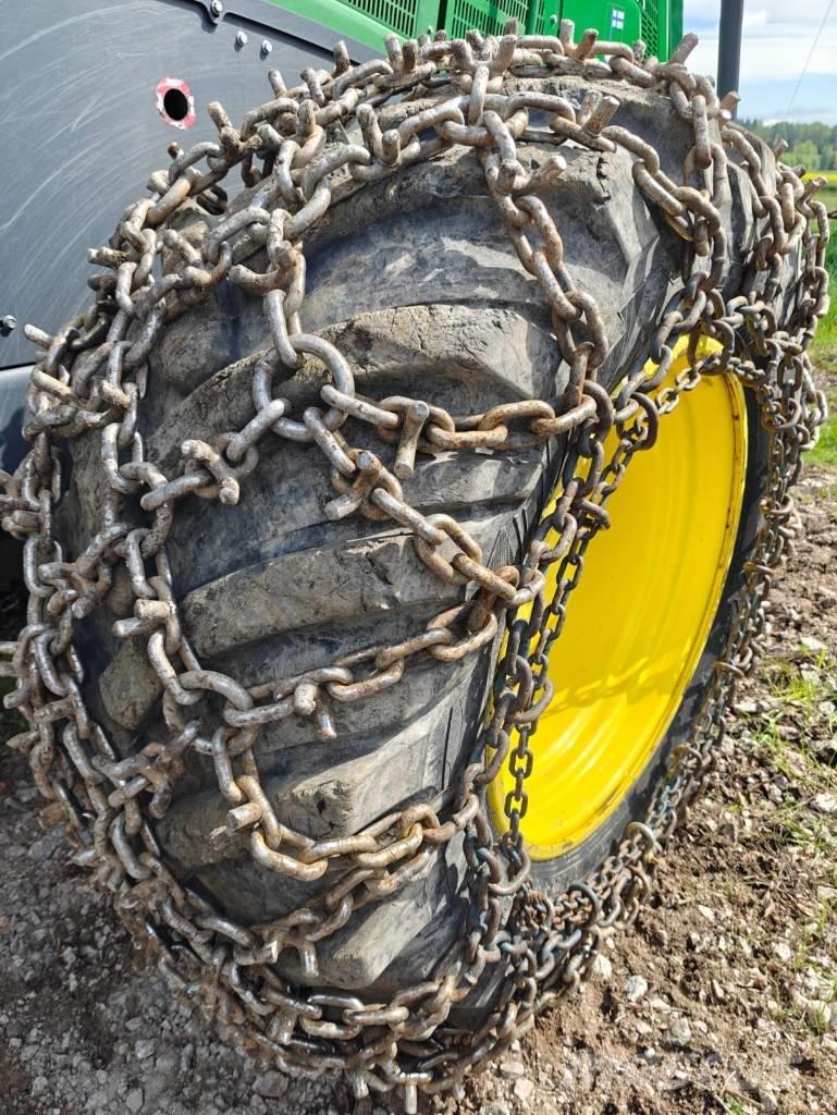 John Deere 1270 G Miško technika (Harvesteriai)