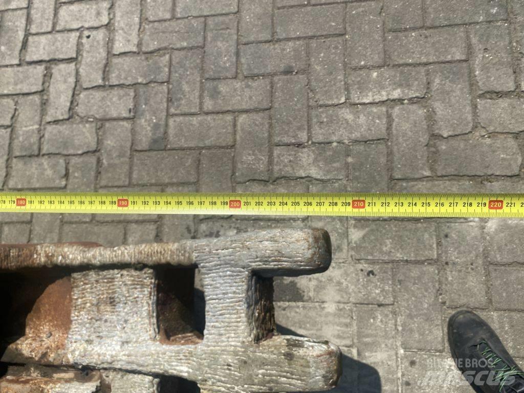  Crusher CW 30 Rėžtuvai