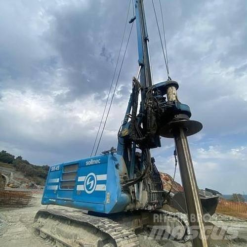 Soilmec SR45 Polių kalimo technika