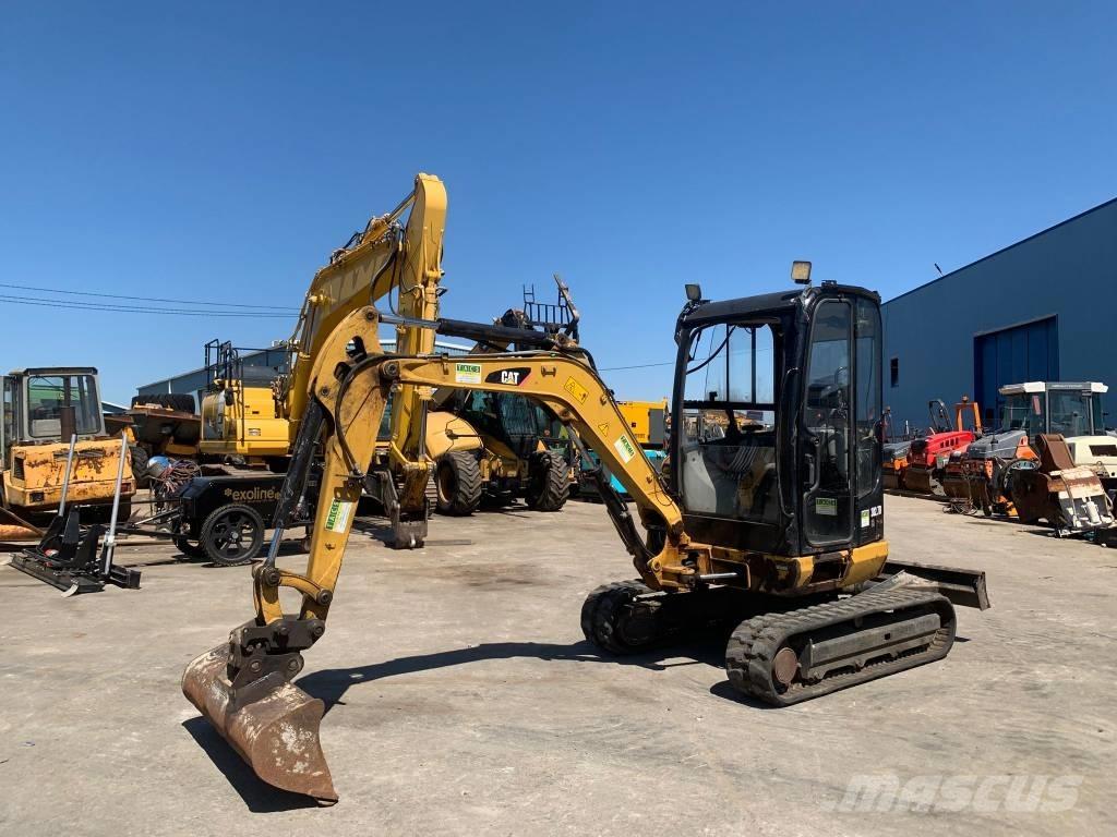 CAT 302.7 D CR Mini ekskavatoriai < 7 t