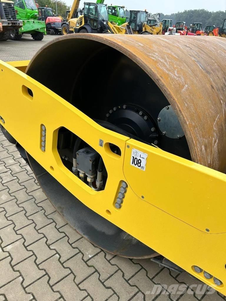 Bomag BW 211 D-5 Vieno būgno volai