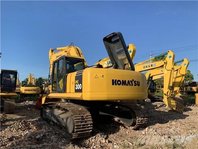 Komatsu PC 300 Vikšriniai ekskavatoriai