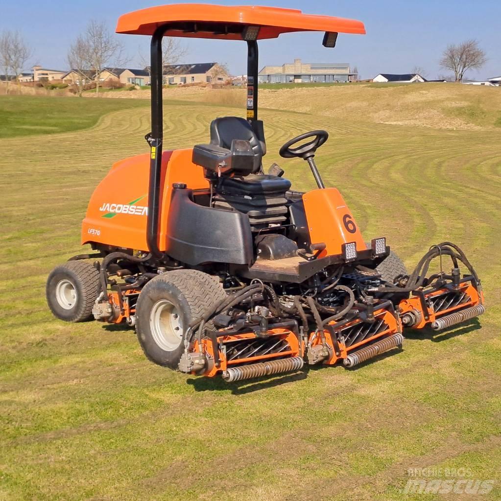 Jacobsen LF570 Savaeigės žoliapjovės