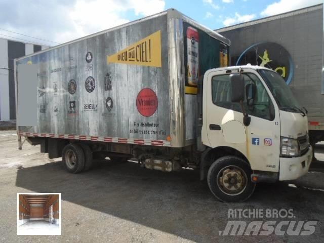 Hino 195 D Sunkvežimiai su dengtu kėbulu