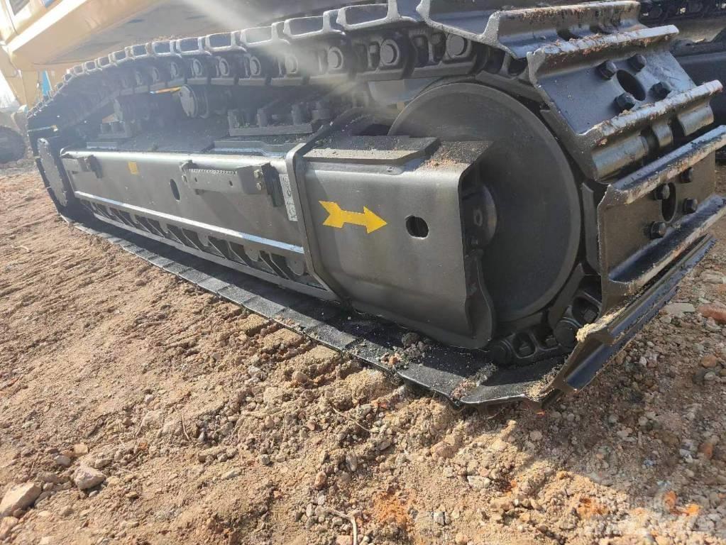 Komatsu PC 450 Vikšriniai ekskavatoriai