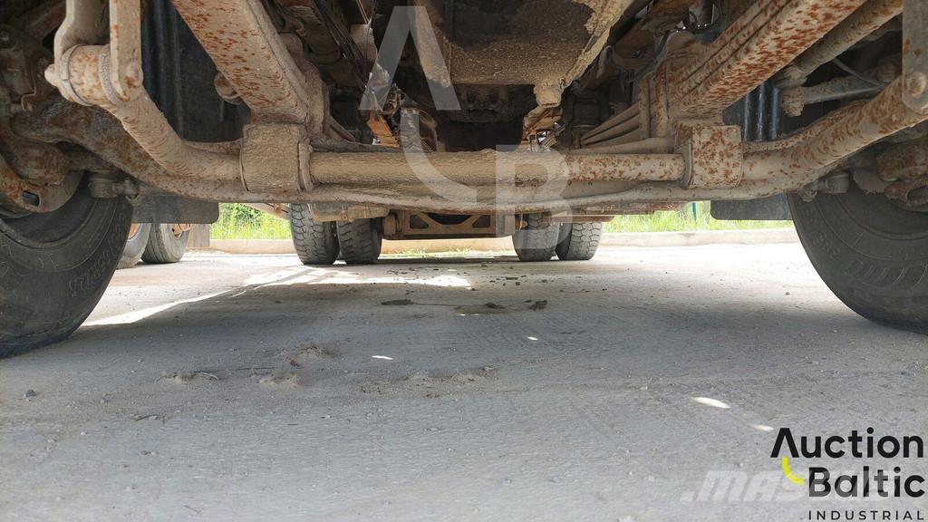 Scania P 94 GB Betonvežiai