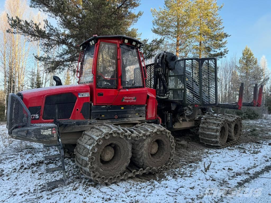 Komatsu 875 Naudoti miškovežiai (Forvarderiai)