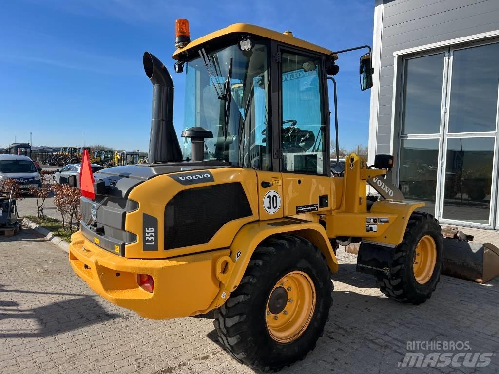 Volvo L 35 G Naudoti ratiniai krautuvai