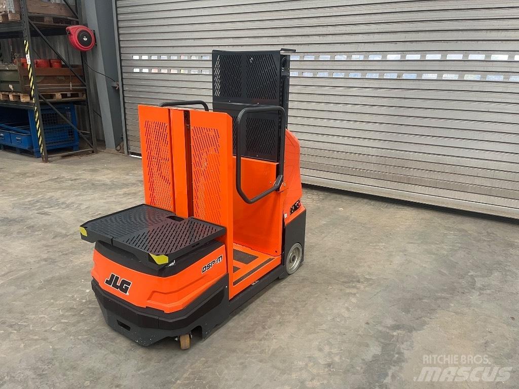 JLG DSP-M Didelių aukščių keltuvai-krautuvai