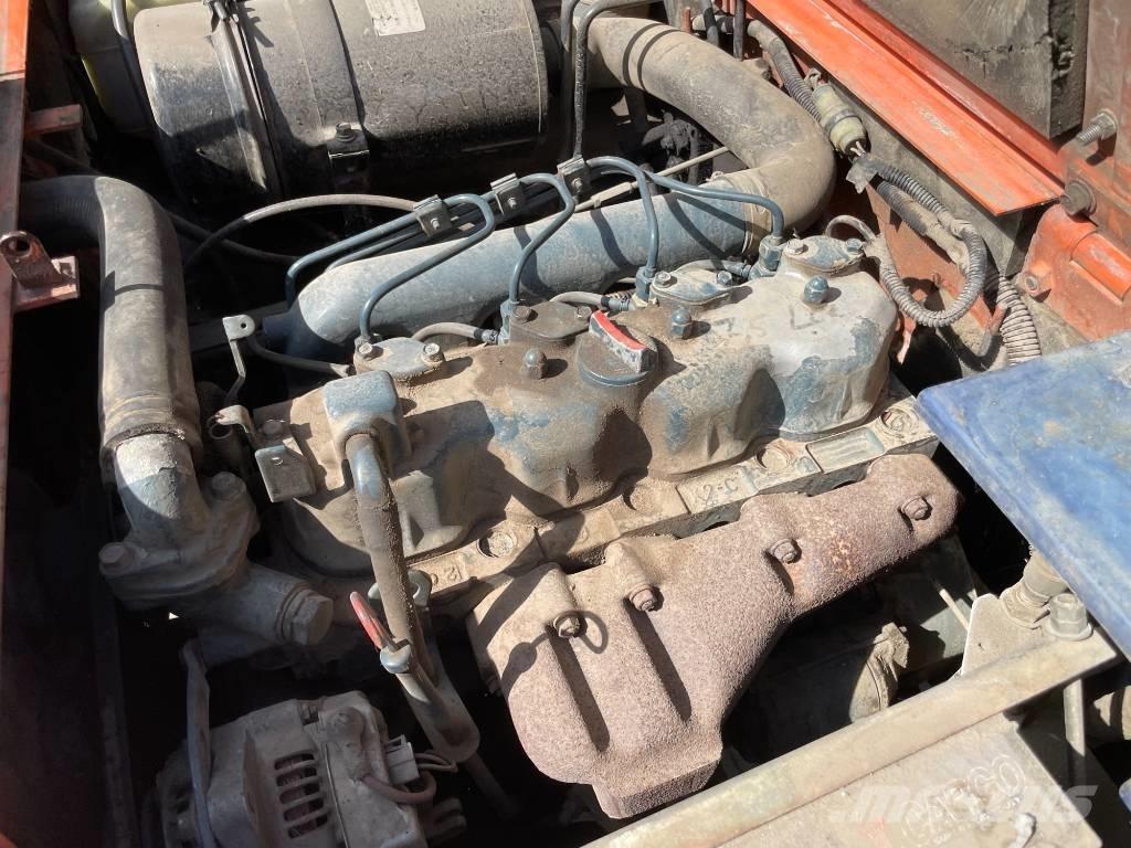 Kubota R 410 B Naudoti ratiniai krautuvai