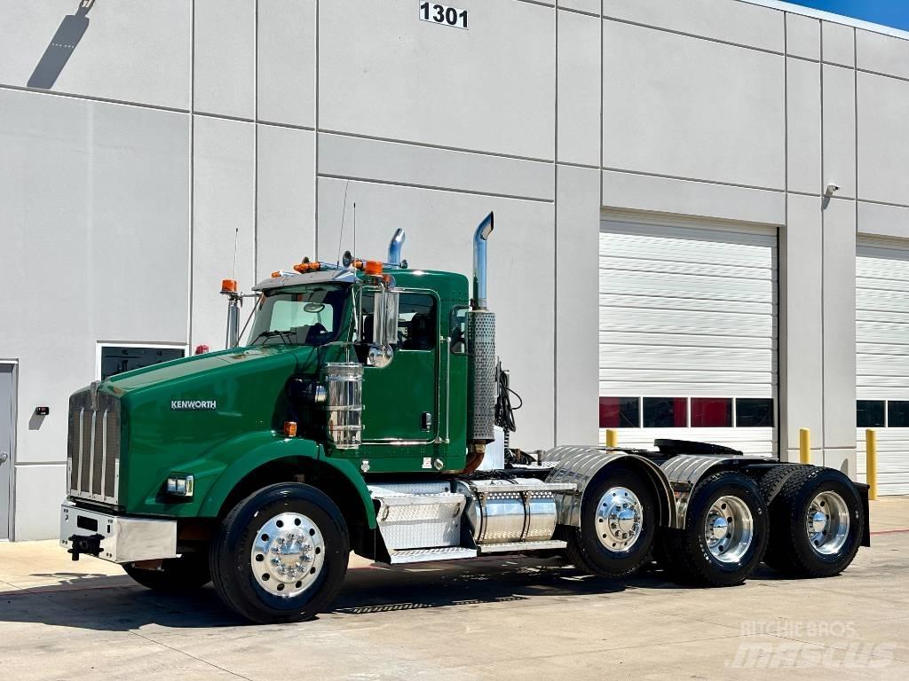 Kenworth T 800 Naudoti vilkikai
