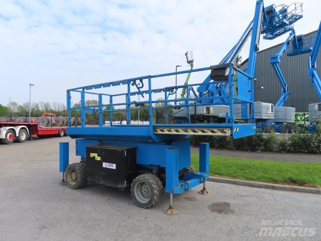 Genie GS 3369 RT Žirkliniai keltuvai