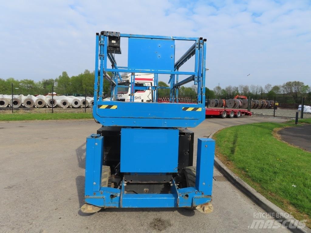 Genie GS 3369 RT Žirkliniai keltuvai