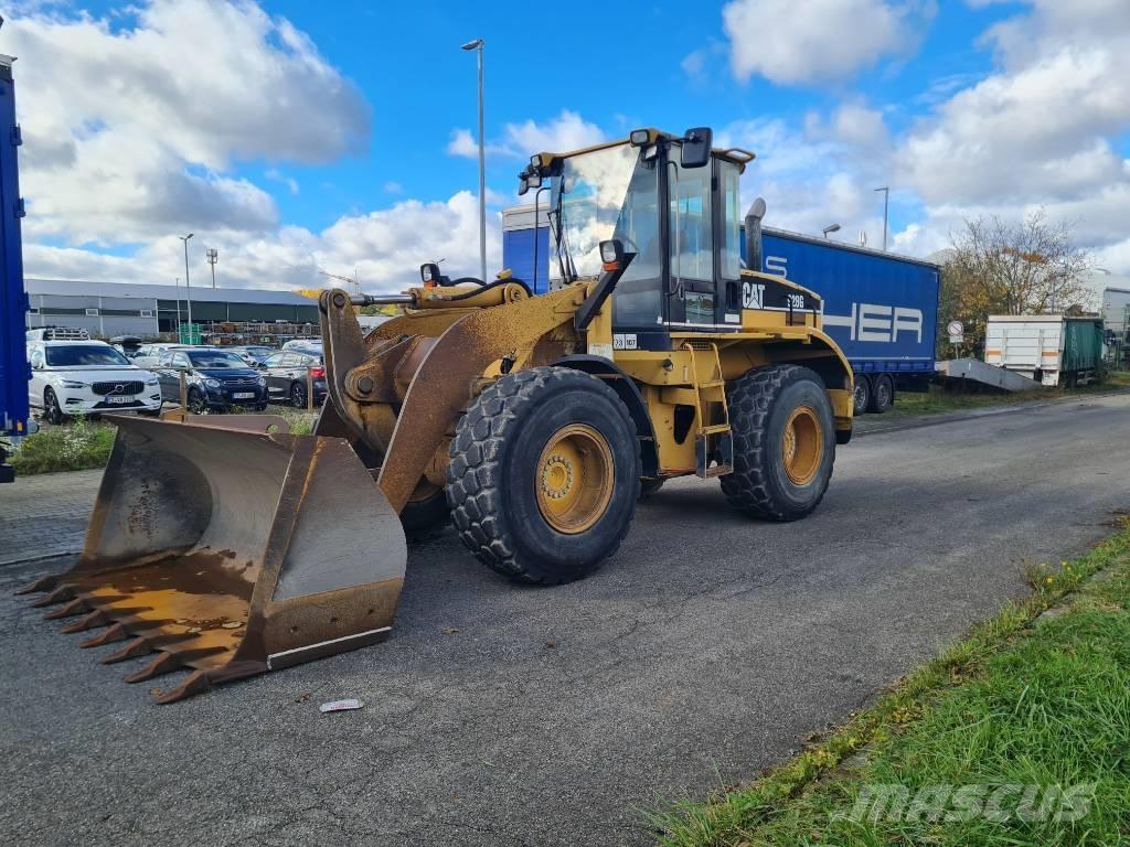 CAT 928 G Naudoti ratiniai krautuvai