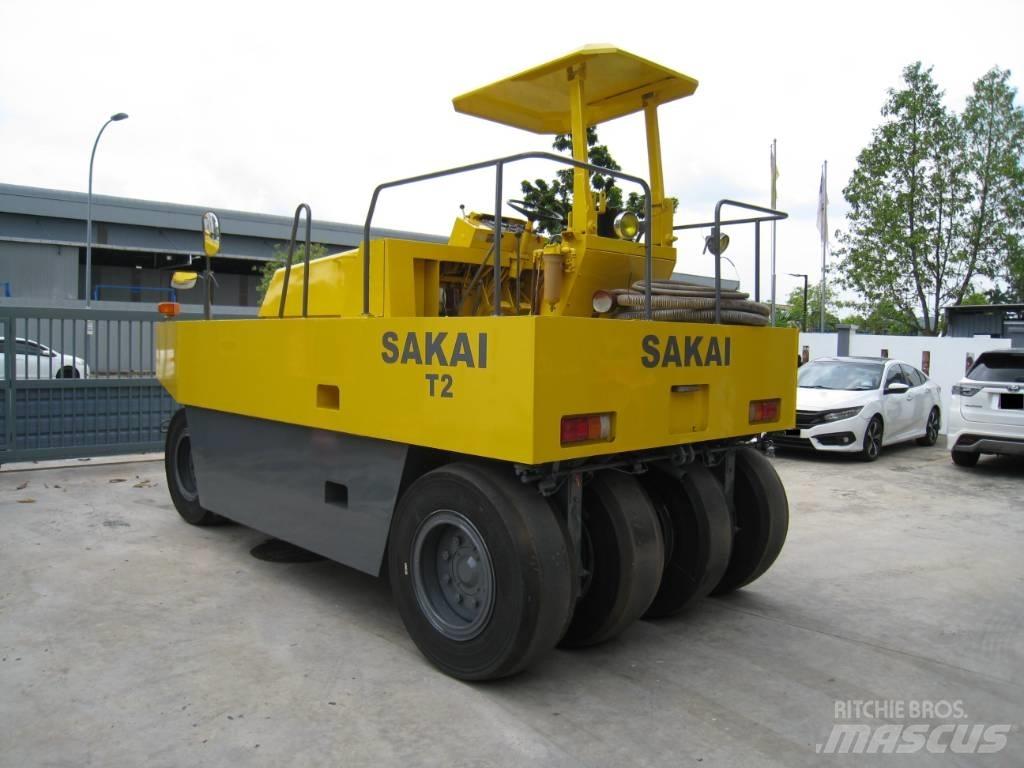 Sakai T2 Pneumo volai