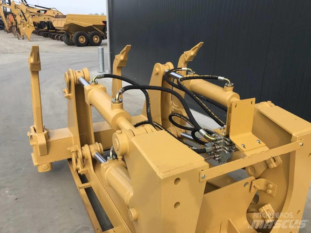 CAT D7R Kultivatoriai-purentuvai