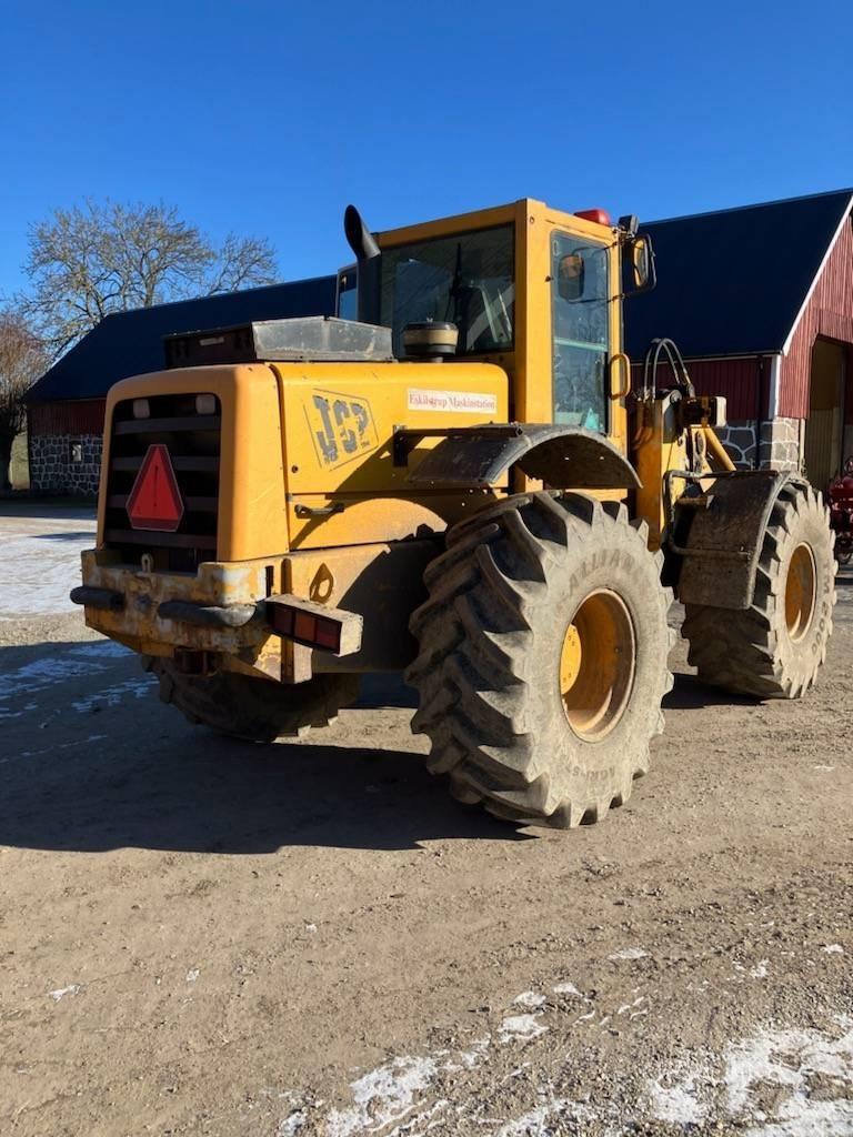 JCB 414S Teleskopiniai krautuvai žemės ūkiui