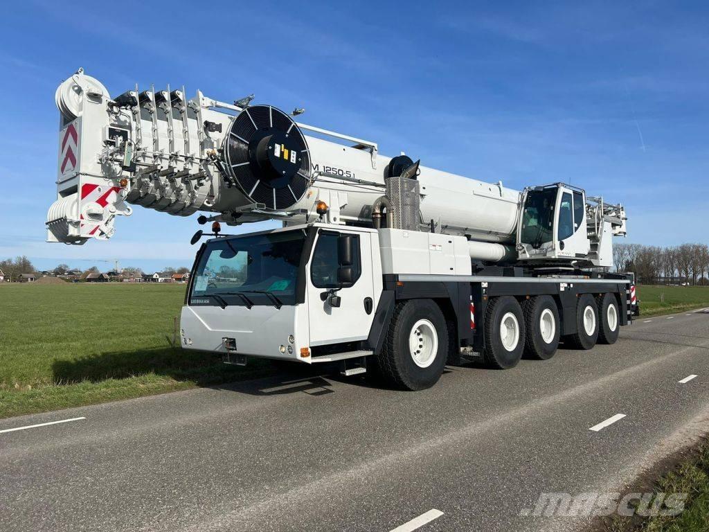 Liebherr LTM1250-5.1 Visureigiai kranai