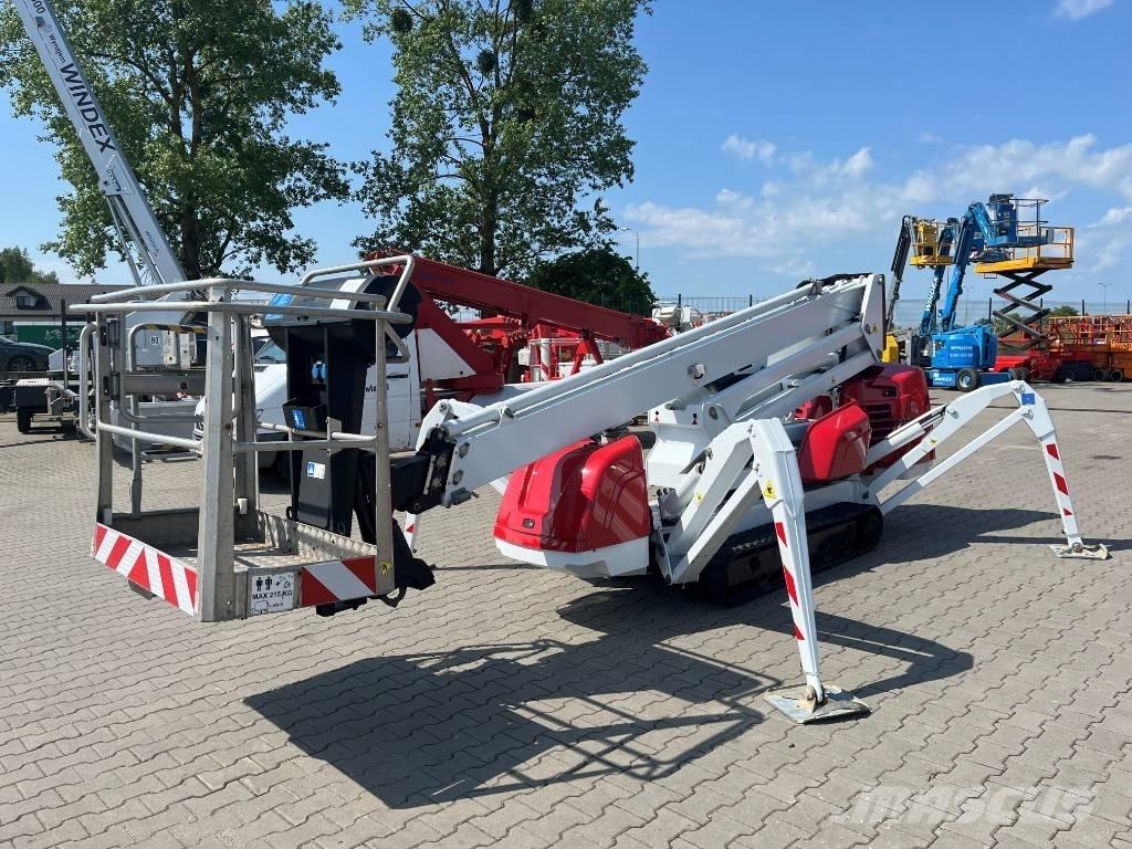 Dinolift 185 XTC II Ant vilkikų montuojamos kėlimo platformos