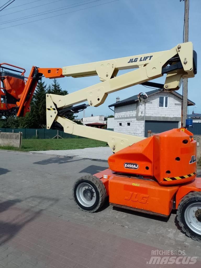 JLG E 450 AJ Alkūniniai keltuvai