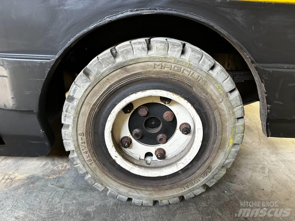 Yale MT70 Buksyravimo vilkikai