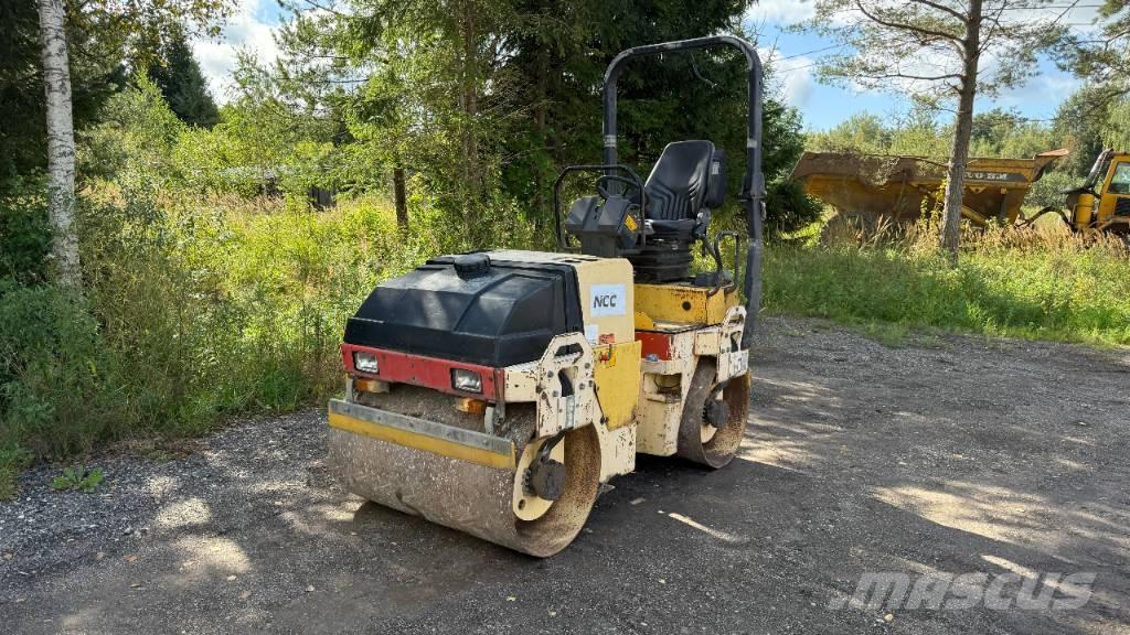 Dynapac CC 122 Porinių būgnų volai