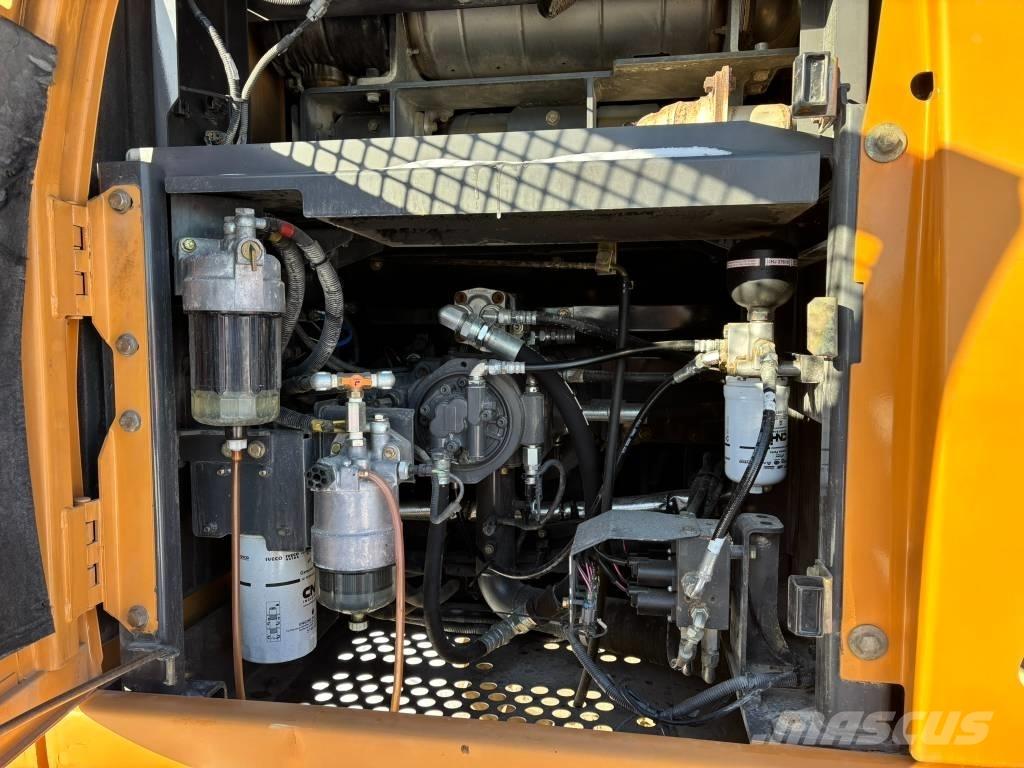 CASE CX 210 D Vikšriniai ekskavatoriai
