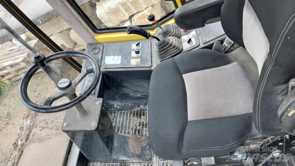Bomag BW 178 D H-3 Porinių būgnų volai