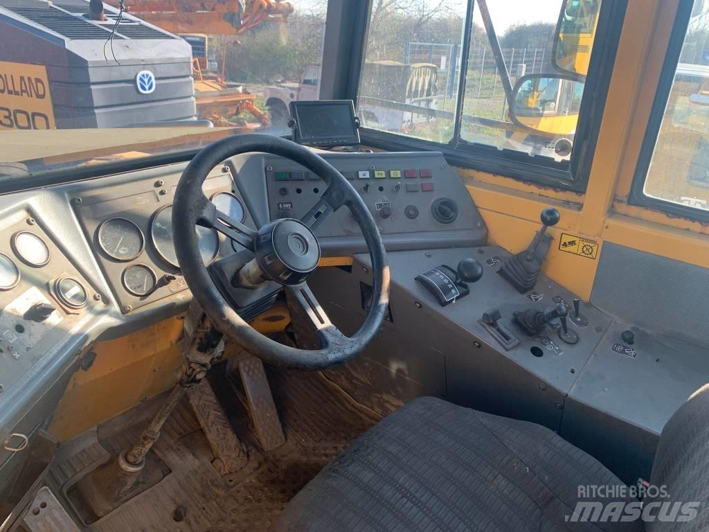 Volvo A 25 C Karjeriniai savivarčiai