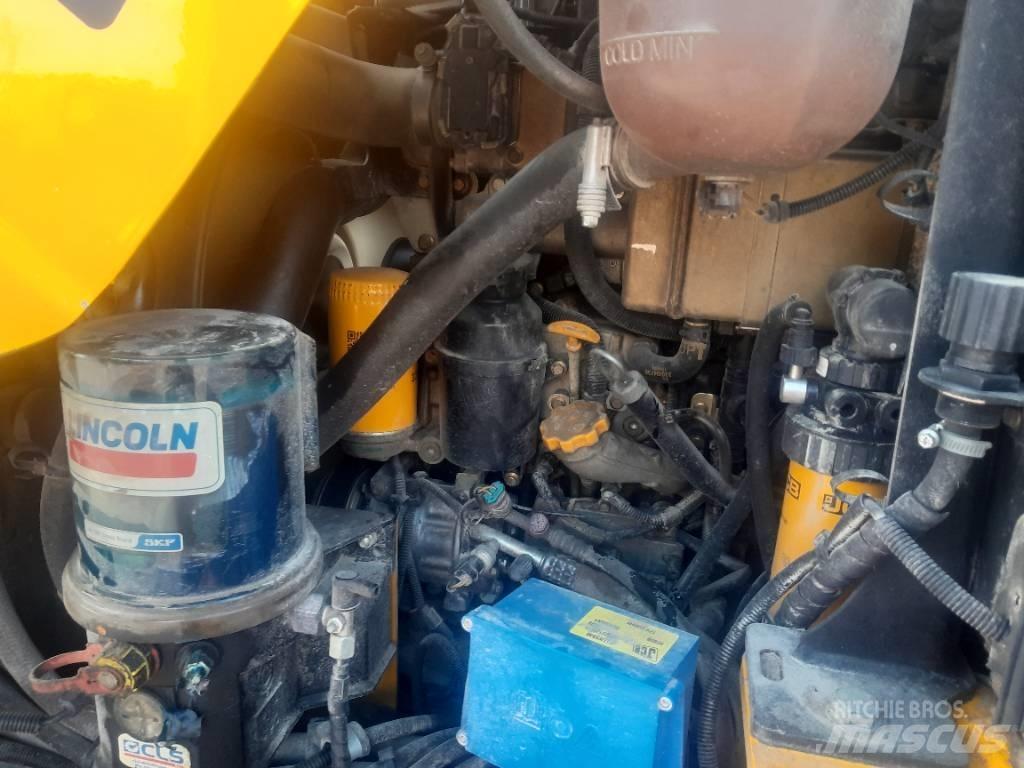 JCB TM 320 S Teleskopiniai krautuvai žemės ūkiui