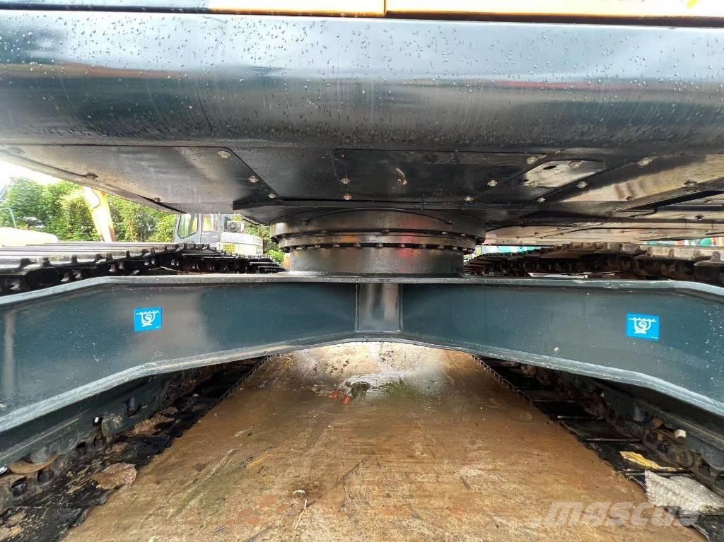 Hyundai 220 LC-9T Vikšriniai ekskavatoriai