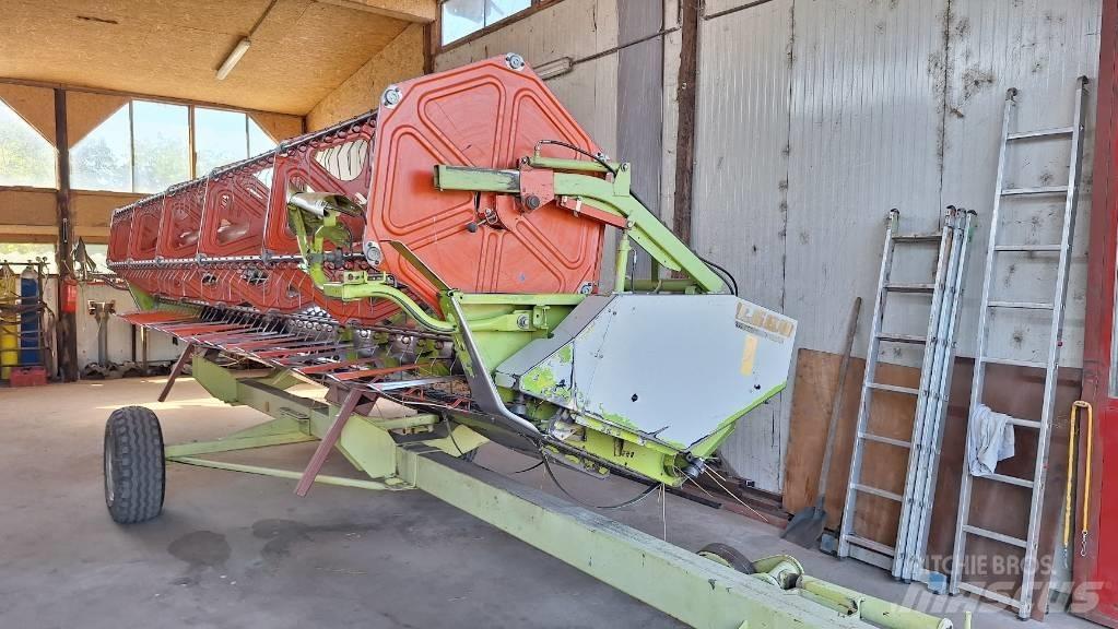 CLAAS Lexion 450 Derliaus nuėmimo kombainai