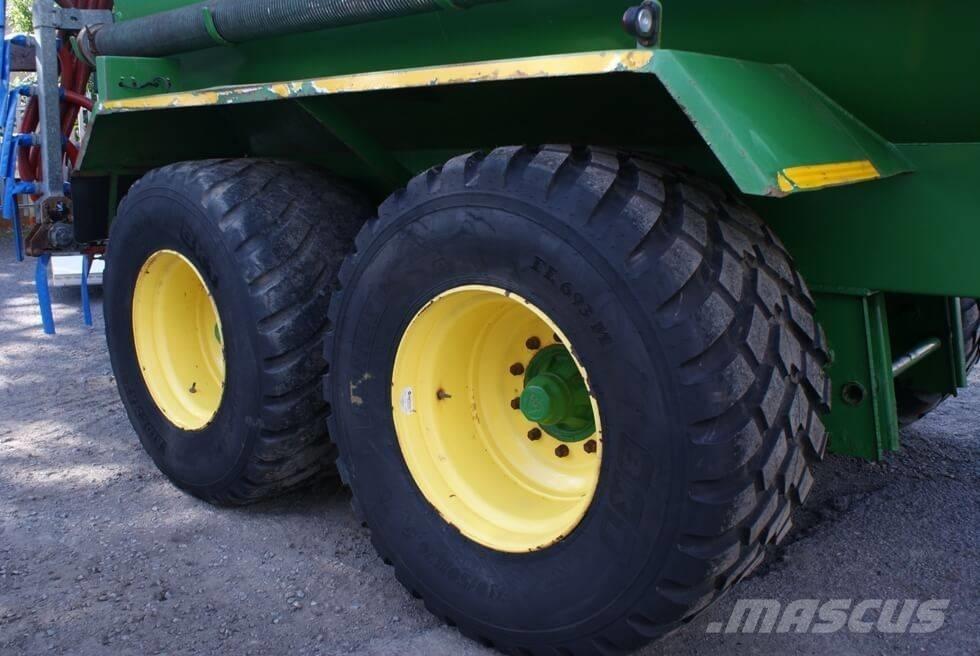Hi-Spec 4000 TD-S Srutų cisternos