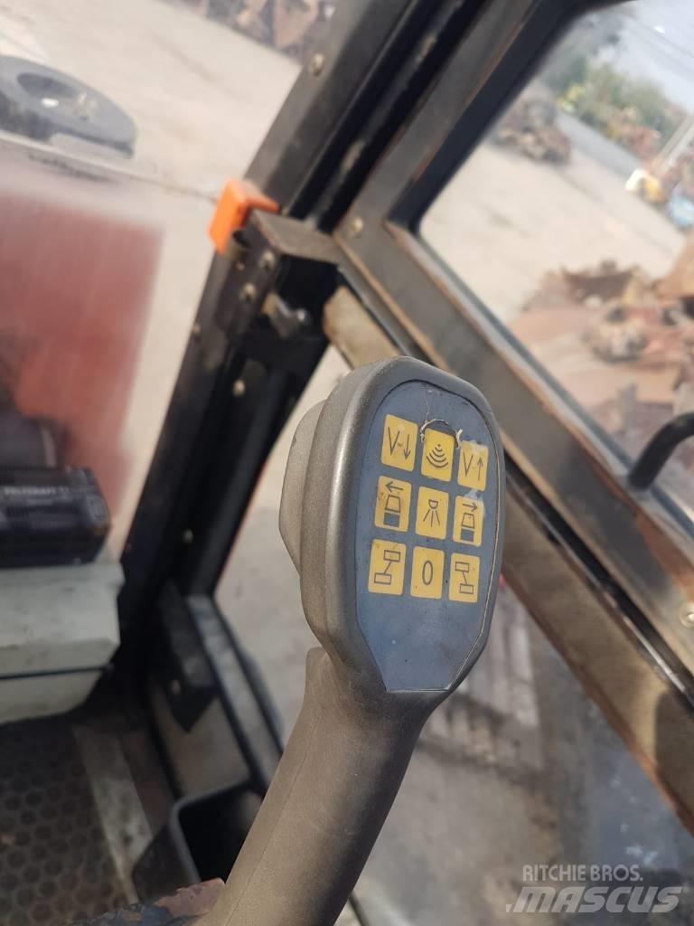 Ammann AV  95 Porinių būgnų volai