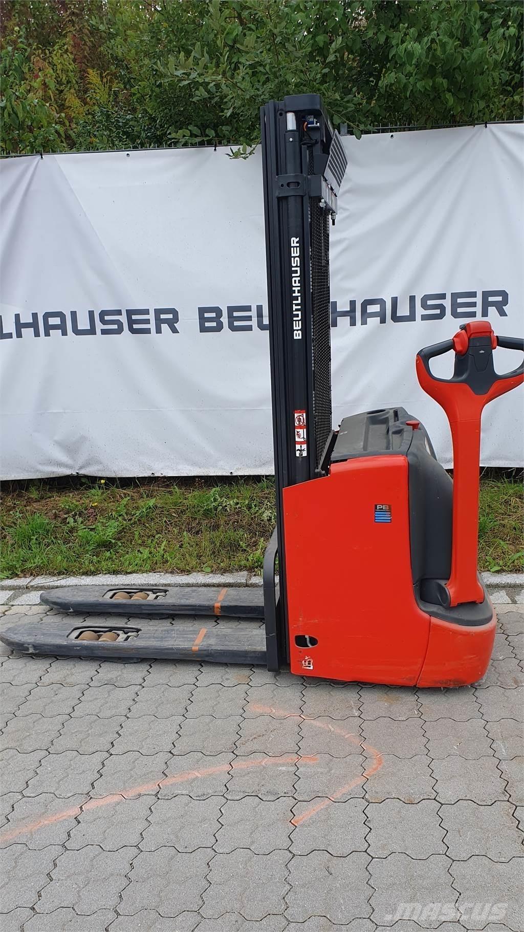 Linde L12i Rankiniai vėžimėliai