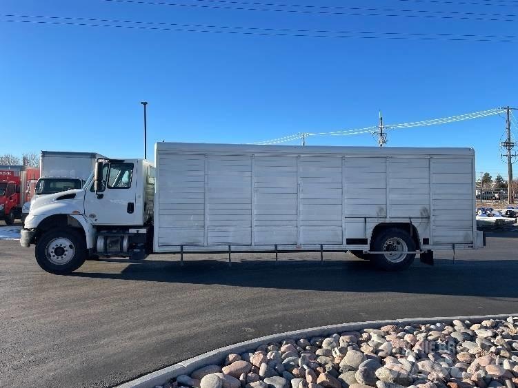 International 4300 Gėrimų tiekimo sunkvežimiai